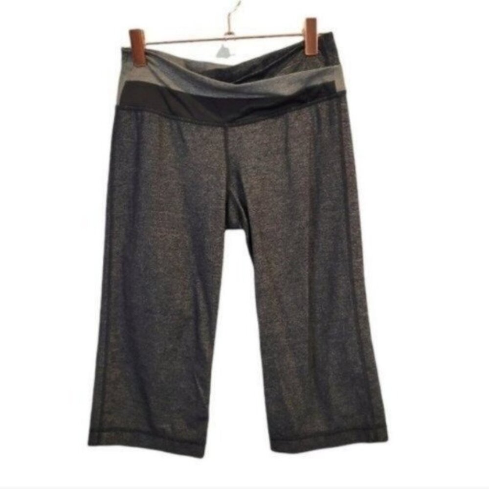 LuluLemon Cropped Crop Crossover Waist line Active legging Gray